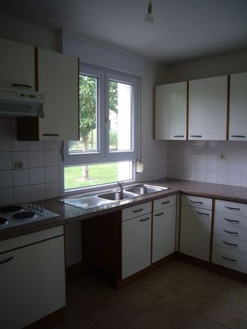 Location Appartement 1 pièce 52m² LONGPERRIER 77230 - Photo 3