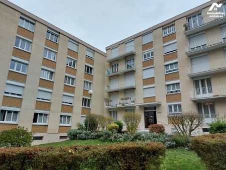 SENLIS- LA GATELIERE : appartement meublé rénové dans résidence sécurisée - Photo 3