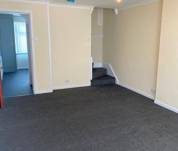 2 Bed Terraced House, Warrels Court, LS13 - Photo 1