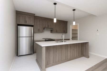 For Lease - 562 Regina Street Unit# A, Russell, Ontario - Photo 2