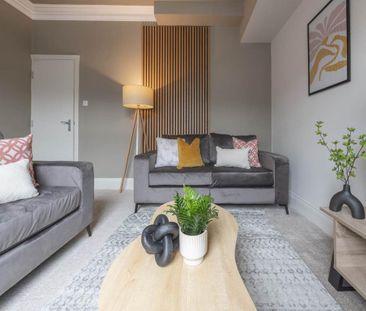 1 bedroom in a house share to rent - Photo 1