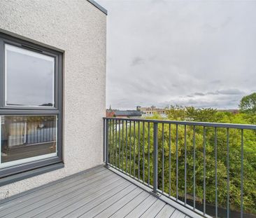 2 bedroom apartment to rent - Photo 3