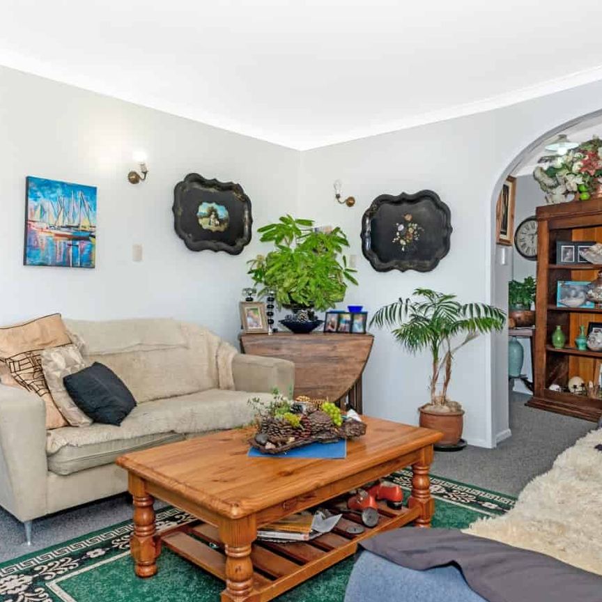 Family home is well established Ida Road - Photo 1