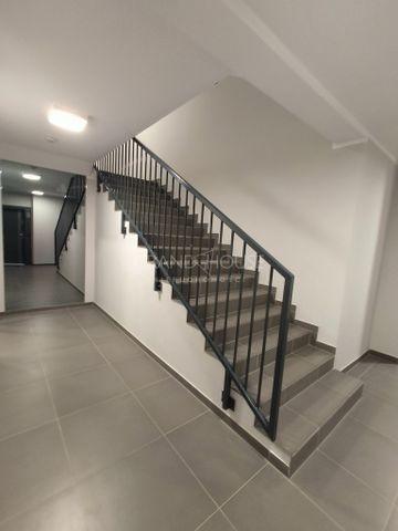 2-pokojowe mieszkanie z ogródkiem, Małe Błonia. - Photo 2