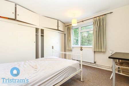 2 bed Ground Floor Maisonette for Rent - Photo 5