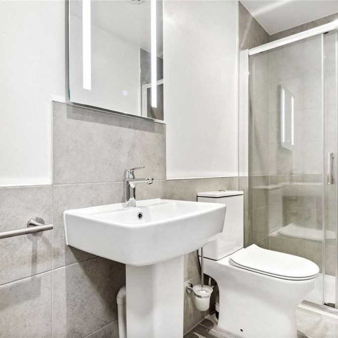 Studio to rent - Photo 1