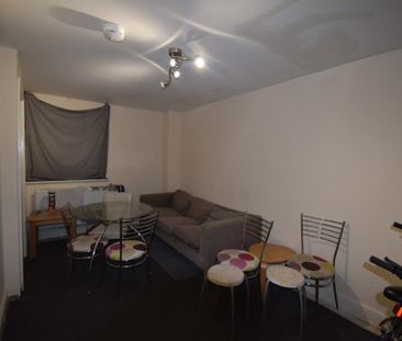 3 bedroom townhouse to rent - Photo 1