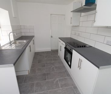 House - End Terrace For Rent Tillery Street, Abertillery - Photo 5
