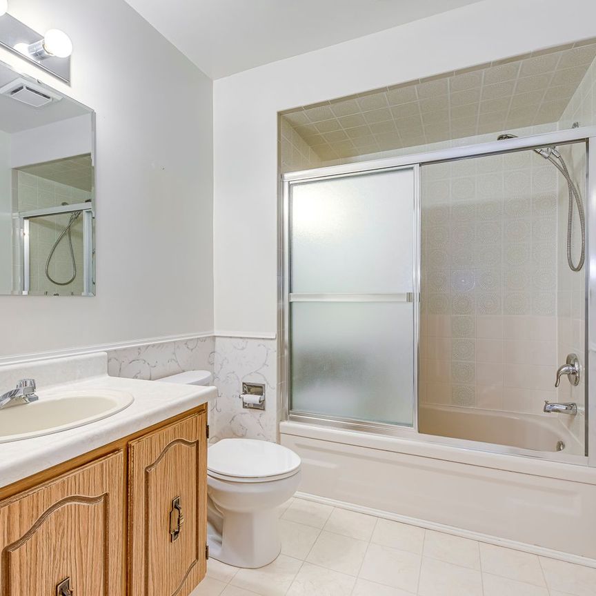 For Lease - 681 Cumberland Avenue, Burlington, Ontario - Photo 1