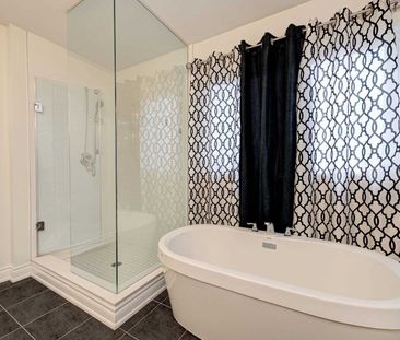 For Lease - 20 Dunley Crescent, Brampton, Ontario - Photo 2