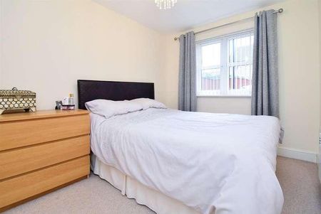 Royal Troon Drive, Wakefield, WF1 - Photo 5