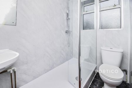 2 bedroom flat to rent - Photo 3