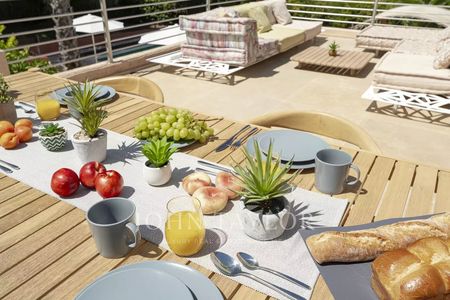 Maison à louer Mougins, Cote d'Azur, France8 500 EUR / Mois - Photo 5