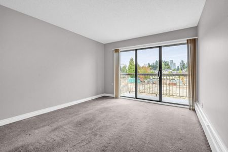 Surrey Gardens - Photo 3