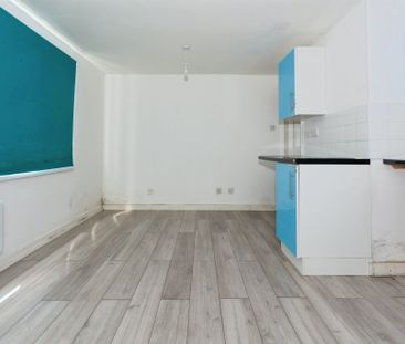 St. Matthews Road, Smethwick - Photo 5