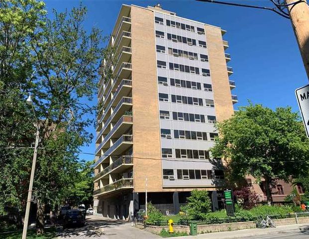 1 Bedroom in sought after Annex neighbourhood | 206 Saint George Street, Toronto - Photo 1