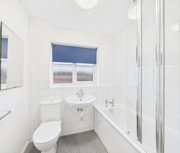 2 bedroom maisonette to rent - Photo 3