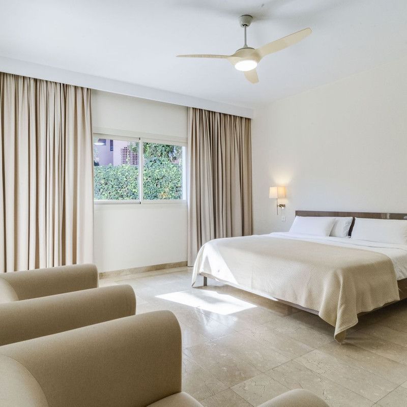 House in Guadalmina Baja, Costa del Sol - Photo 1