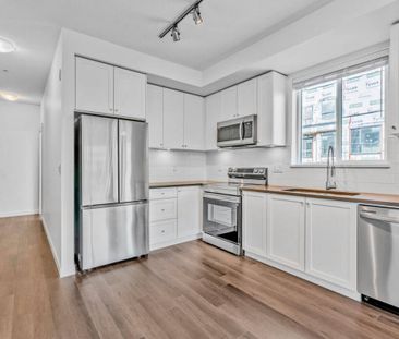 508-8509 158 St, Surrey - Photo 2