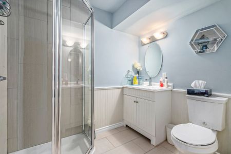 For Lease - 284 Par-La-Ville Circle, Stittsville - Munster - Richmond, Ontario - Photo 2