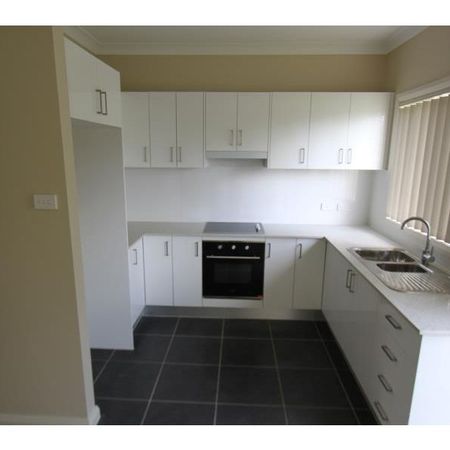 5/8-10, Adna Street, Plumpton - Photo 3