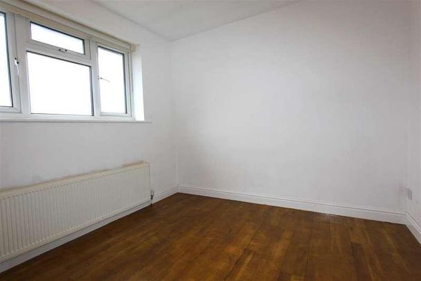 Marshalls Close, New Southgate, N11 - Photo 1