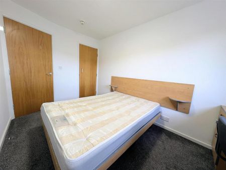 2 bedroom apartment to rent - Photo 5