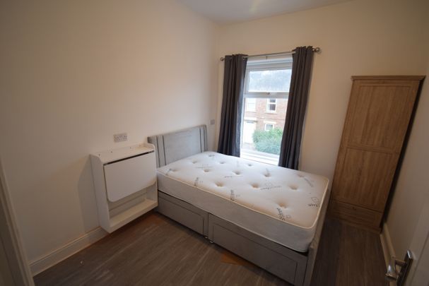 Room 3, 7 Howe Street, CA1 2HS - Photo 1