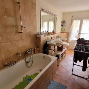 5.5 Zimmer, 1 m², 1. Stock - Photo 3