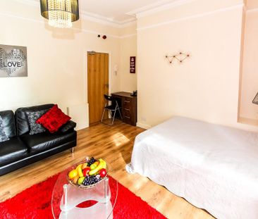 1 bedroom flat to rent - Photo 1