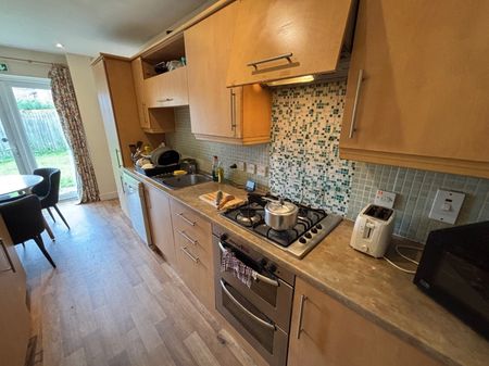 1 bedroom house share to rent - Photo 2