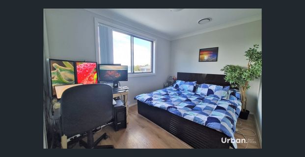 Townhouse in Perfect Location - Photo 1