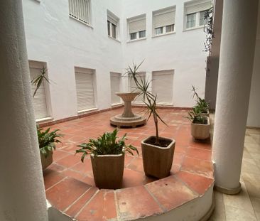 Apartamento de alquiler en Calle Granados, Centro Histórico - Photo 4