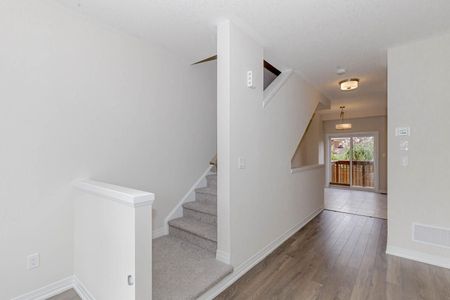 For Lease - 620 COLBORNE Street Unit# 3, Brantford, Ontario - Photo 4