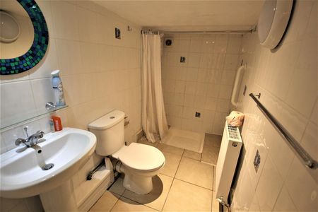 Langdale Terrace, Headingley, LS6 3DY, Leeds - Photo 5