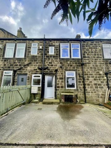 3 bedroom terraced house to rent - Photo 4