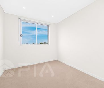 Modern 1 bedroom apartment close to amenities for lease - Photo 3