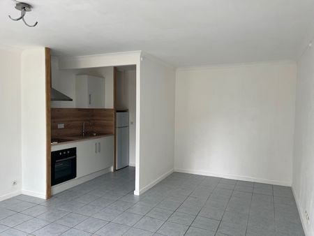 Appartement 1 pièce(s) 35 m² - Photo 2