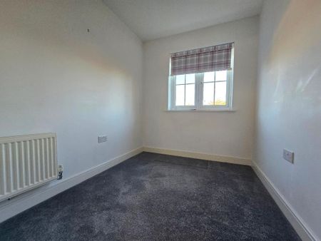 3 bedroom end of terrace house to rent - Photo 5