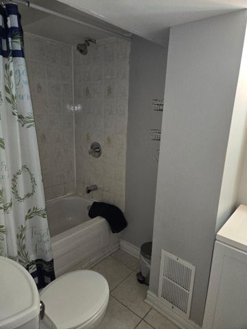 For Lease - 1659 Summergrove (Bsmt) Crescent Unit# APT, Mississauga, Ontario - Photo 4