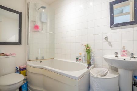 Studio to rent - Photo 5