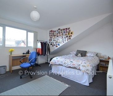 6 Bedroom Student Hyde Park - Photo 1