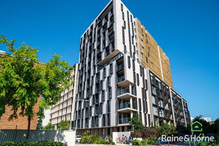 Furnished 3 Bedrooms Apartment - Photo 5