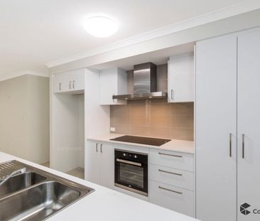 51 Gooljak Rise, Lakelands WA 6180 - House For Rent | Domain - Photo 3