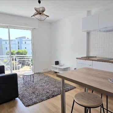 2 pièces - Meublé - 29,97 m² - 3ème étage - Colocation non autorisée - Photo 1