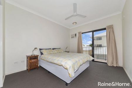 38/18-30 Sir Leslie Thiess Drive, Townsville City, QLD 4810 - Photo 3