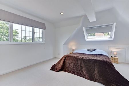 5 bedroom detached house to rent - Photo 4