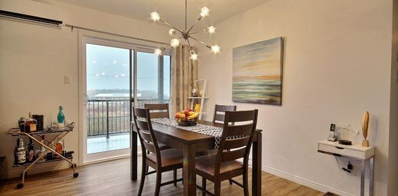 5 1/2 - Lévis (St-David), 2ième étage, climatisé, comptoirs granit, 2 stat, libre 1ier nov 2025 - Photo 2