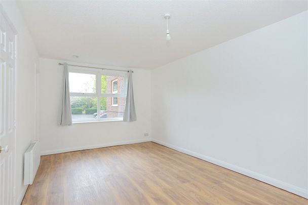 apartment to rent Paxton Road, London, SE23 - Photo 1