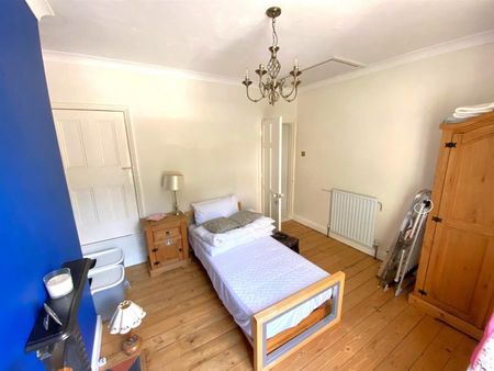 2 bedroom House To Let - Photo 5